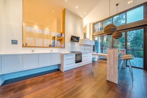 Photo 23- click for photo gallery